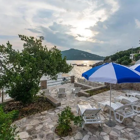 Beautiful Apartment In Molunat Διαμέρισμα Molunat