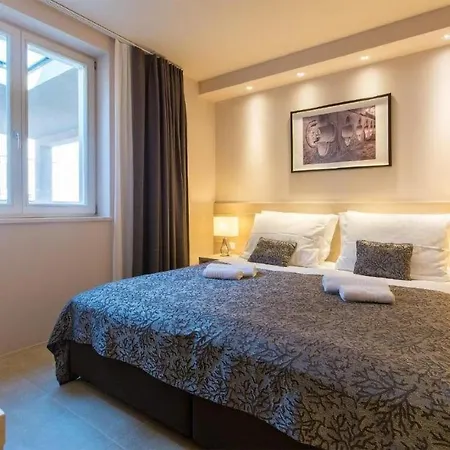 1 Bedroom Stunning Apartment In Molunat * Molunat